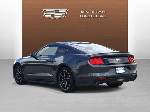 2020 Ford Mustang EcoBoost