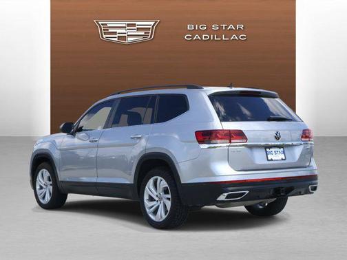 2022 Volkswagen Atlas 3.6L SE w/Technology