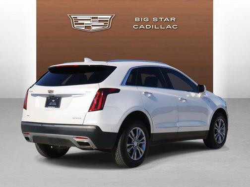 2022 Cadillac XT5 Premium Luxury