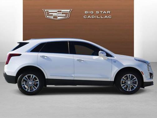 2022 Cadillac XT5 Premium Luxury