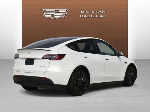 Pearl White Multi-Coat 2023 Tesla Model Y Performance Dual Motor All-Wheel Drive