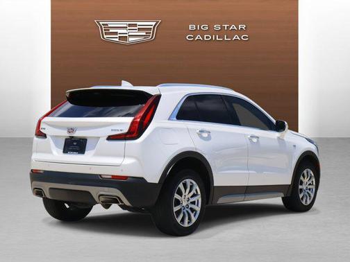 2022 Cadillac XT4 Premium Luxury