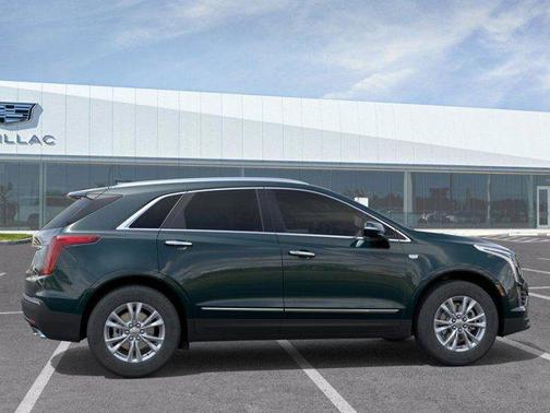2026 Cadillac XT5 Luxury