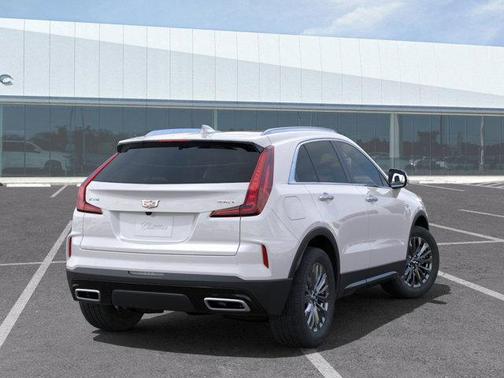 2025 Cadillac XT4 Premium Luxury