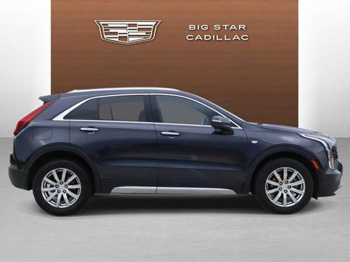 2022 Cadillac XT4 Premium Luxury