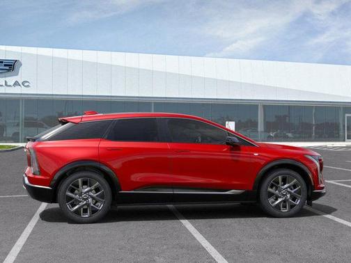 2025 Cadillac OPTIQ Luxury