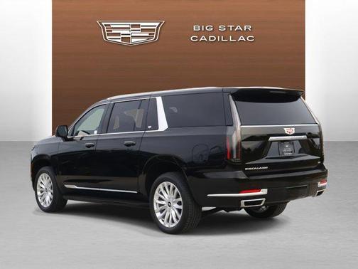 2025 Cadillac Escalade ESV Luxury