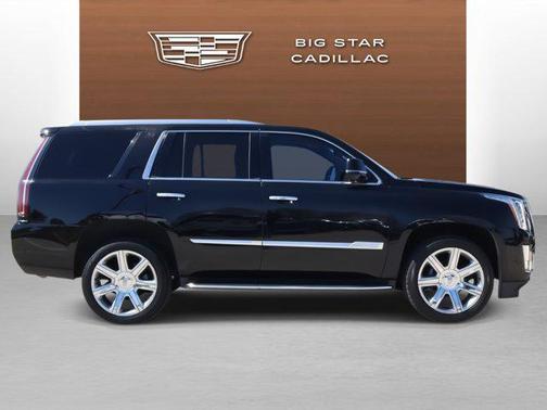 2017 Cadillac Escalade Luxury