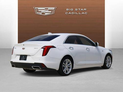 2022 Cadillac CT4 Luxury