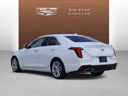 2022 Cadillac CT4 Luxury