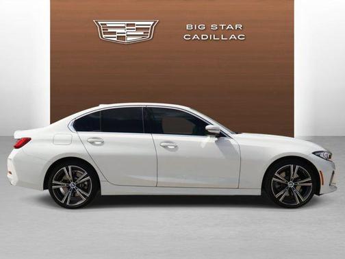 Alpine White 2024 BMW 330 330i