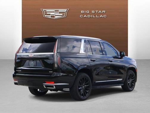 2022 Cadillac Escalade Luxury
