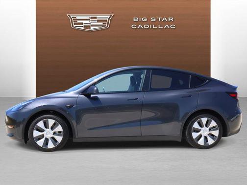 2024 Tesla Model Y Long Range Dual Motor All-Wheel Drive