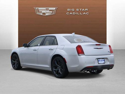 2023 Chrysler 300 S
