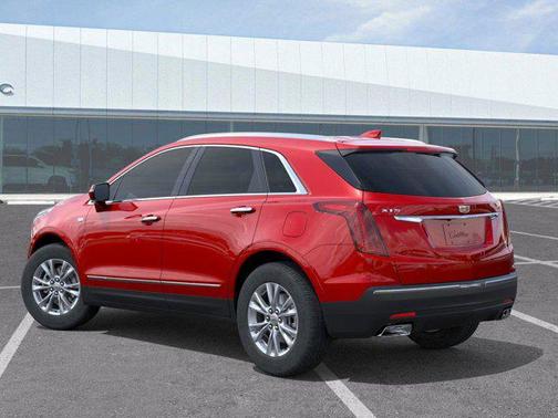 2026 Cadillac XT5 Luxury