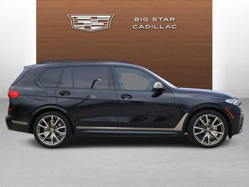 2021 BMW X7 M50i