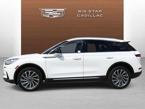 Pristine White Metallic Tri-Coat 2023 Lincoln Corsair Reserve