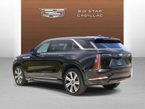 2025 Cadillac Escalade IQ Luxury 2