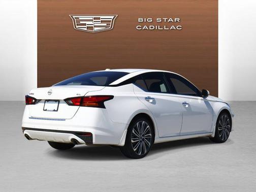 2023 Nissan Altima 2.5 SL