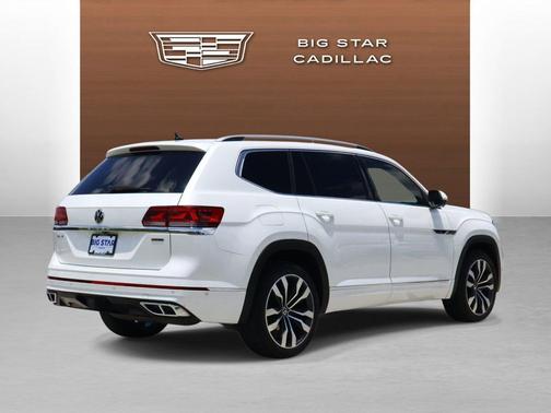 Deep Black Pearl 2022 Volkswagen Atlas 3.6L SEL Premium