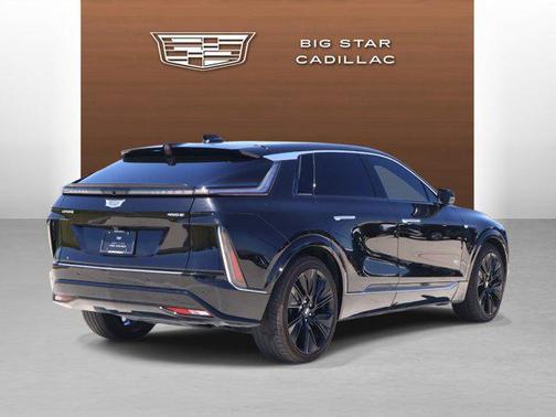 Stellar Black Metallic 2024 Cadillac LYRIQ Luxury