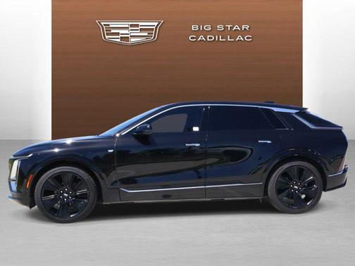 Stellar Black Metallic 2024 Cadillac LYRIQ Luxury