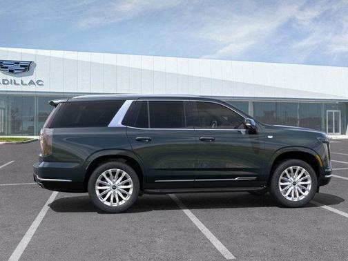2025 Cadillac Escalade Luxury