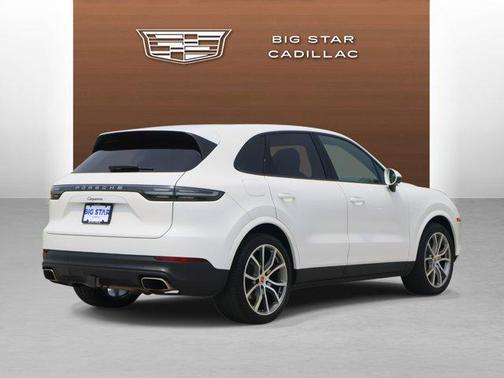 2021 Porsche Cayenne Base