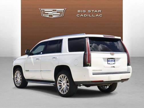 Crystal White Tricoat 2018 Cadillac Escalade Luxury