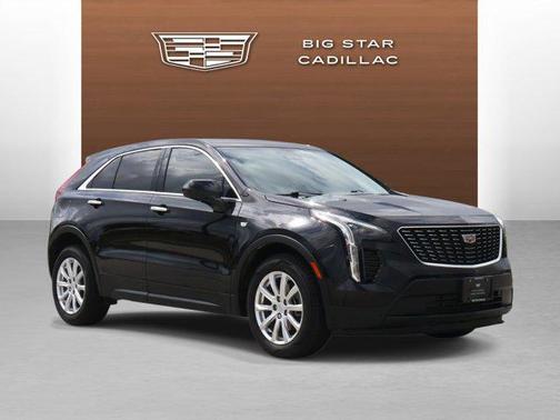 Stellar Black Metallic 2023 Cadillac XT4 Luxury