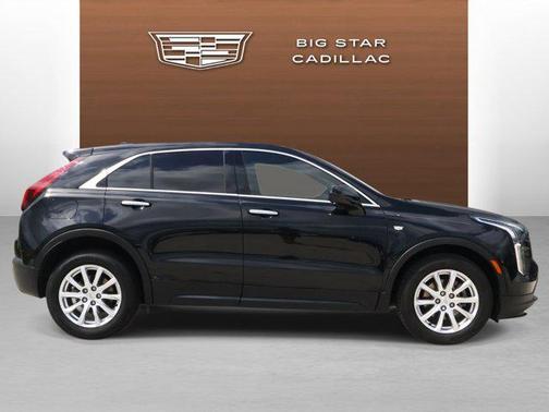 Stellar Black Metallic 2023 Cadillac XT4 Luxury