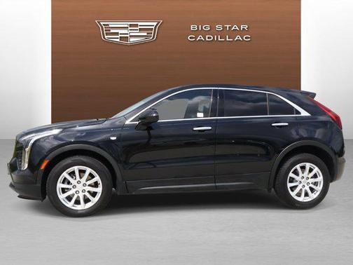 Stellar Black Metallic 2023 Cadillac XT4 Luxury