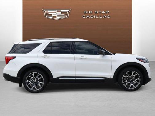 Star White Metallic Tri-Coat 2025 Ford Explorer Platinum