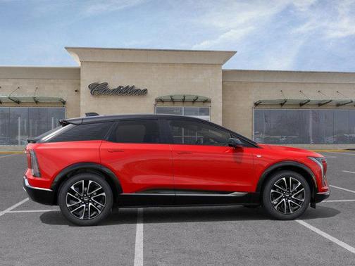 2025 Cadillac OPTIQ Sport 1 AWD