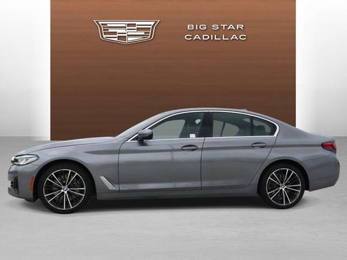 Skyscraper Gray Metallic 2023 BMW 530 i