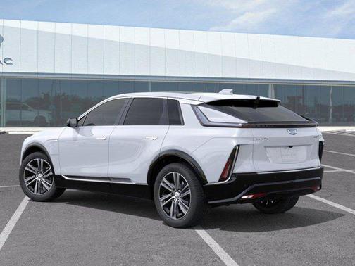 Vibrant White Tricoat 2026 Cadillac LYRIQ Luxury
