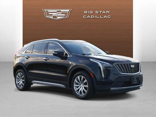 2022 Cadillac XT4 Premium Luxury