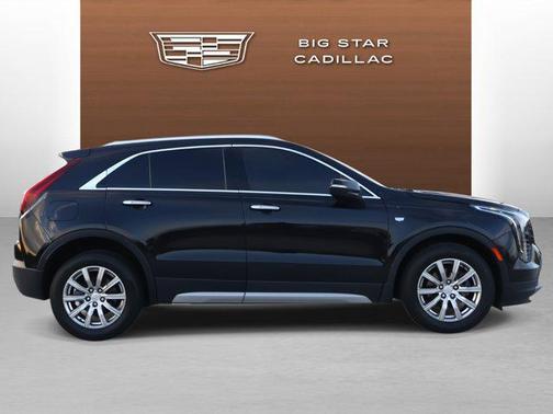 2022 Cadillac XT4 Premium Luxury