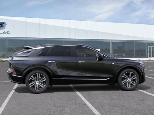 Stellar Black Metallic 2026 Cadillac LYRIQ Luxury