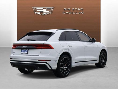 Glacier White Metallic 2021 Audi Q8 55 Premium Plus