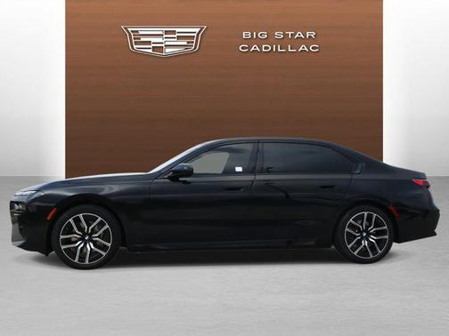 2026 BMW 740 740i