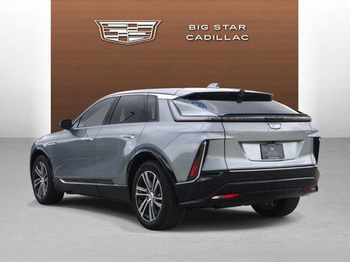 Argent Silver Metallic 2024 Cadillac LYRIQ Luxury