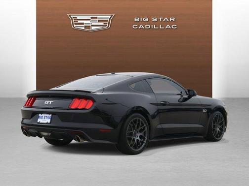 2017 Ford Mustang GT Premium