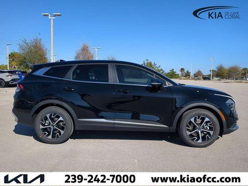 2025 Kia Sportage EX