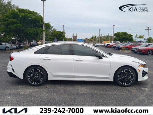 2022 Kia K5 GT-Line