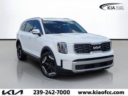 Glacial White Pearl 2024 Kia Telluride S