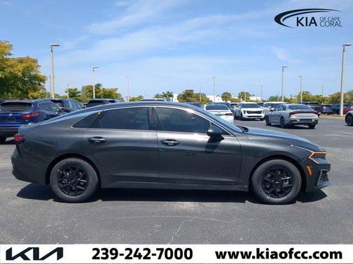 2025 Kia K5 LXS