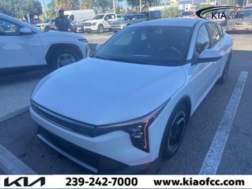 2025 Kia K4 EX