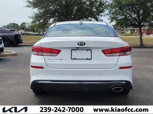 Snow White Pearl 2019 Kia Optima LX