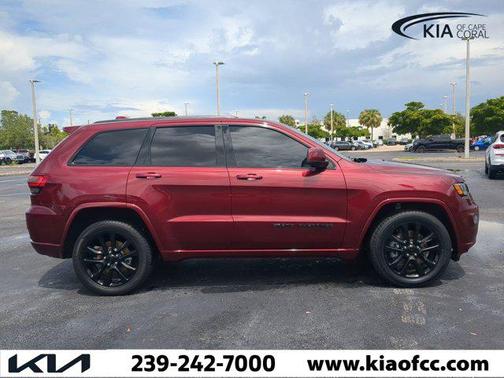2021 Jeep Grand Cherokee Laredo